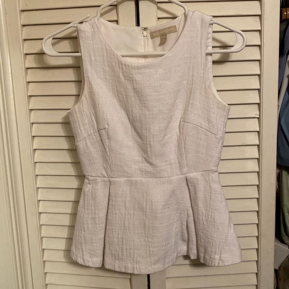 Banana Republic Petite 00 White Peplum Blouse Textured Shirt Sleeveless